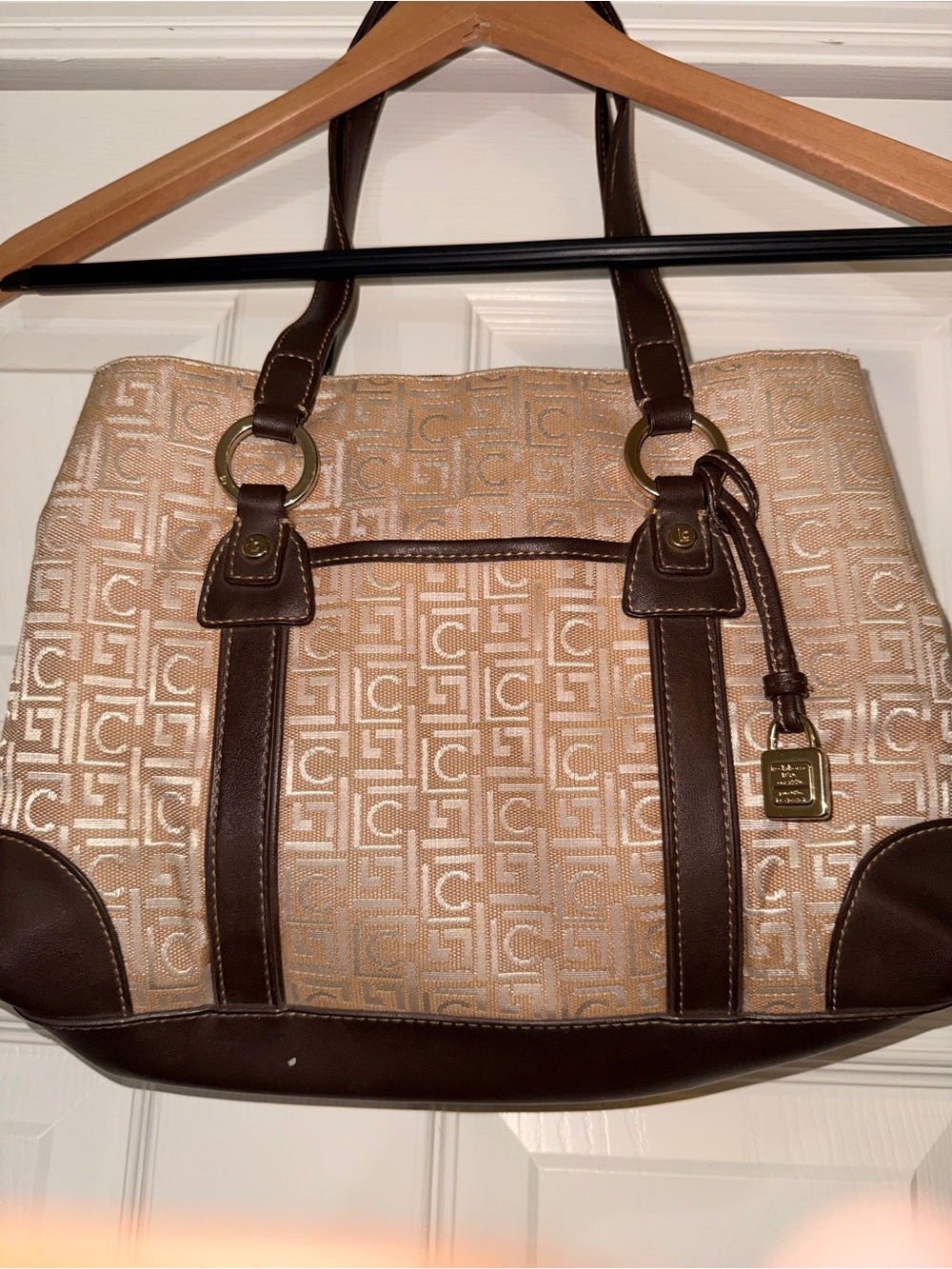 Liz Claiborne Beige and Brown Signature Jacquard Tote